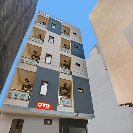 Hotel O Hotel Blue Orchid Neu-Delhi Exterior foto