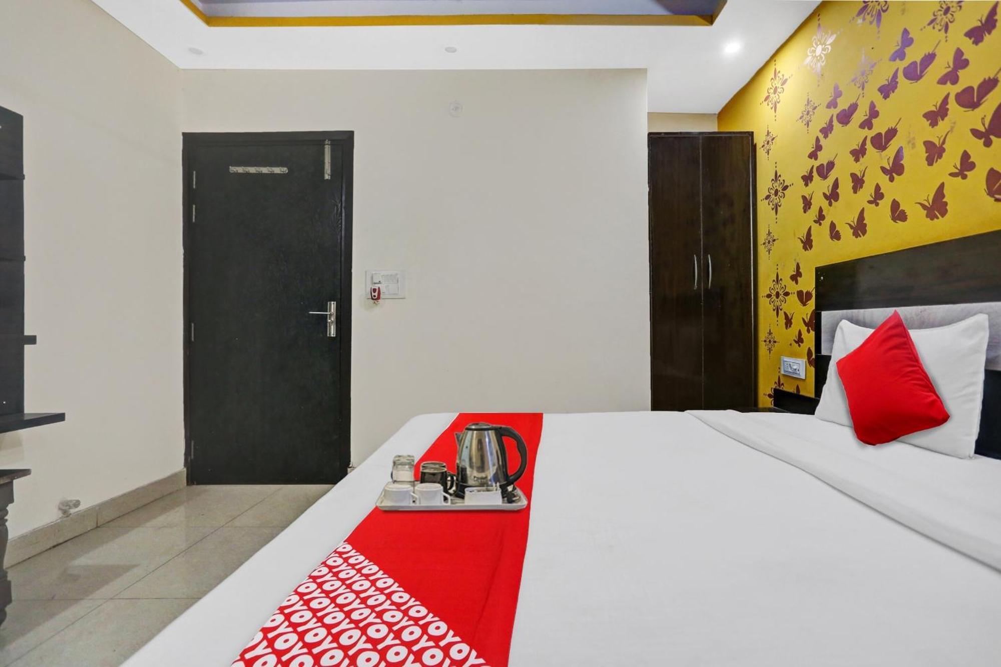 Hotel O Hotel Blue Orchid Neu-Delhi Exterior foto